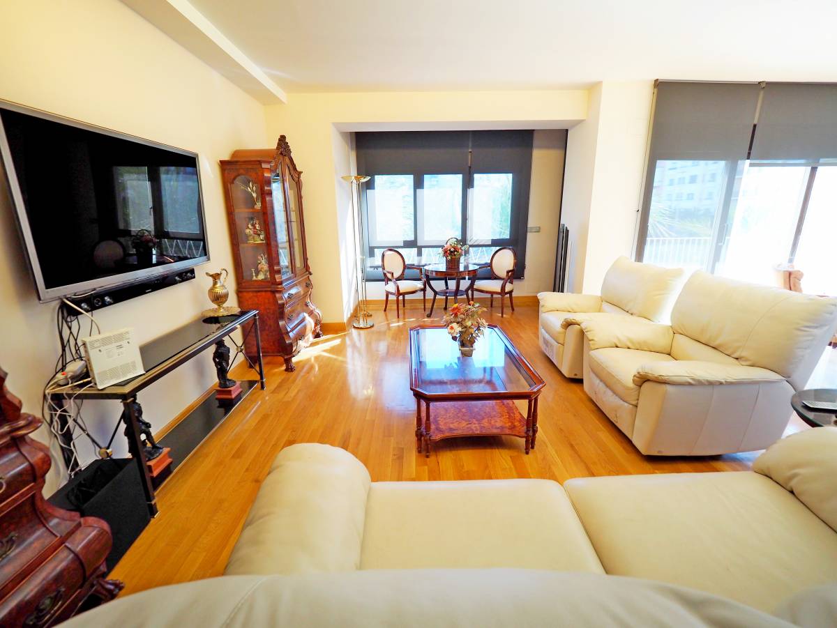 Apartamento en Venta en Centro, Alicante/Alacant